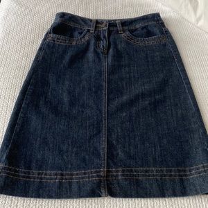 Boden denim skirt, womens excellent pre-owned condition size 2R